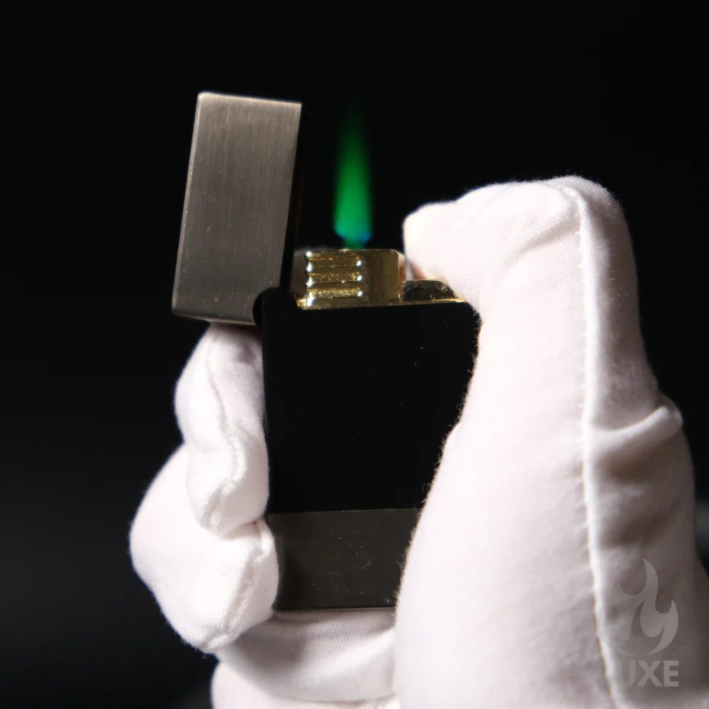 Green Deluxe Lighter - Image 2